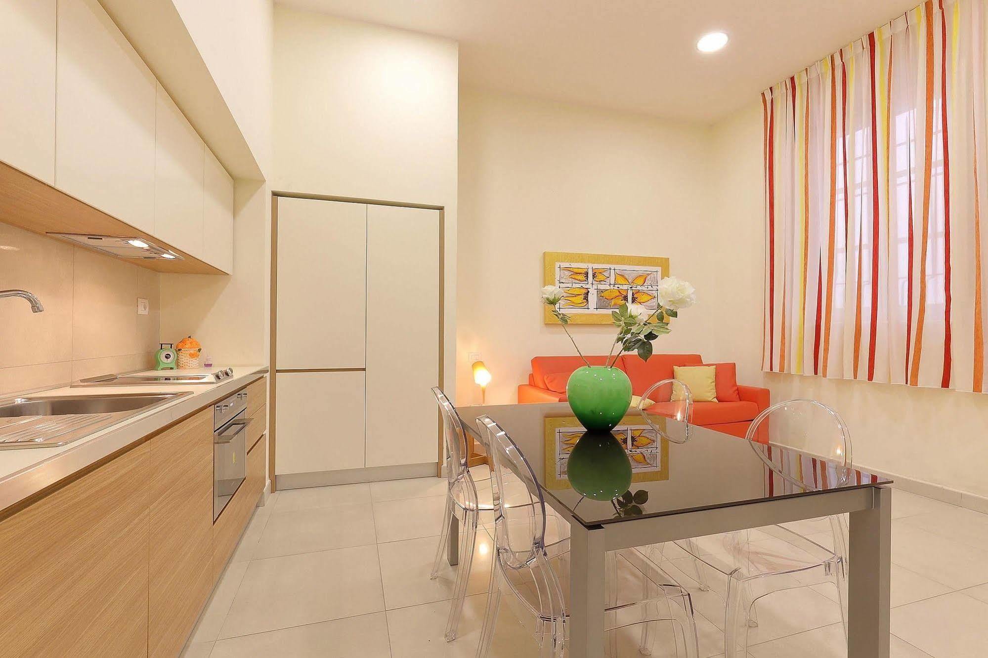 Apartments In Colors ฟลอเรนซ์ ภายนอก รูปภาพ