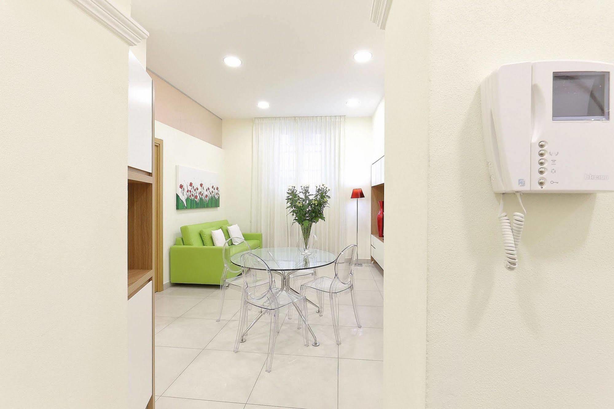 Apartments In Colors ฟลอเรนซ์ ภายนอก รูปภาพ