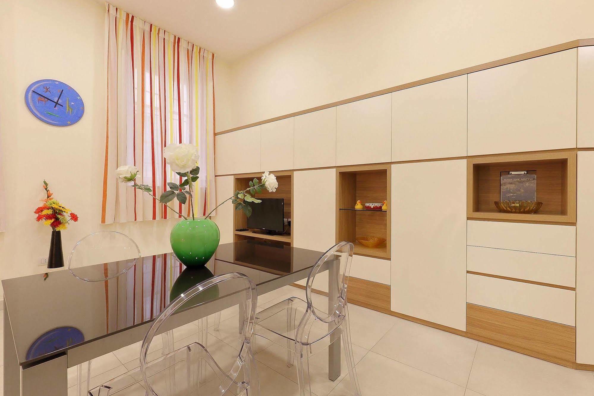 Apartments In Colors ฟลอเรนซ์ ภายนอก รูปภาพ