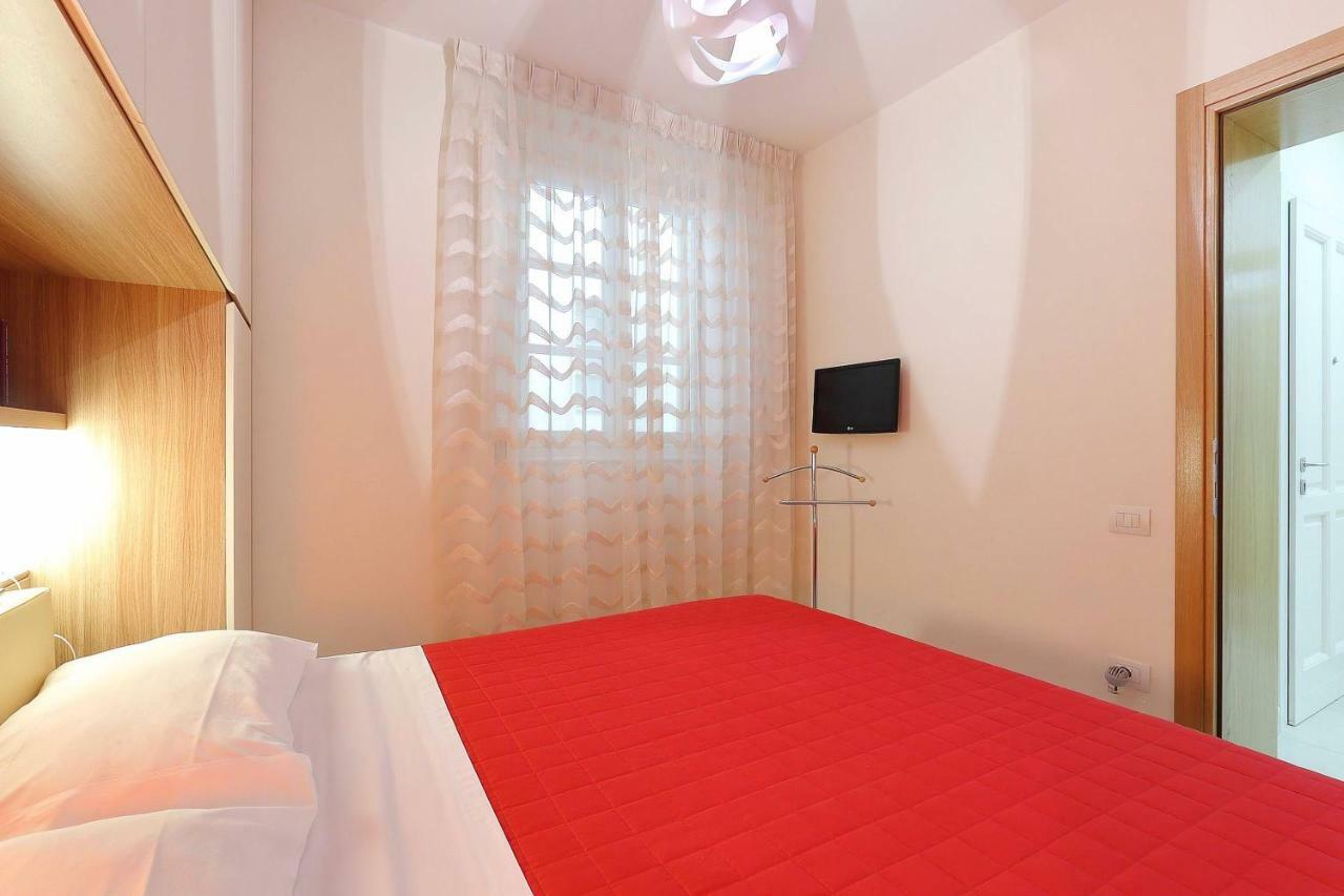 Apartments In Colors ฟลอเรนซ์ ภายนอก รูปภาพ